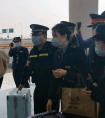 旅客突发疾病 民警及时救助