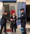 好心市民捡到旅客手机 铁警及时帮忙归还失主