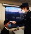 奋勇直前，坚守抗“疫”