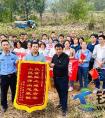 陕铁院高铁工程学院举行“走进徐韩村 感受脱贫新成果”特色党日暨职工团队活动