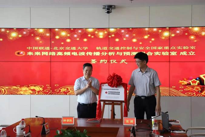 说明: dba49f6d2547d413aa59f249a2547e0